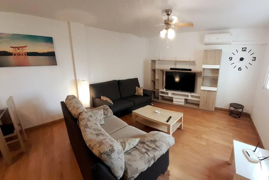 4F, Aire Acondic, 80M2, 2 Dormitorios, 4 Huespedes, Wifi Gratis La Línea de la Concepción Екстериор снимка